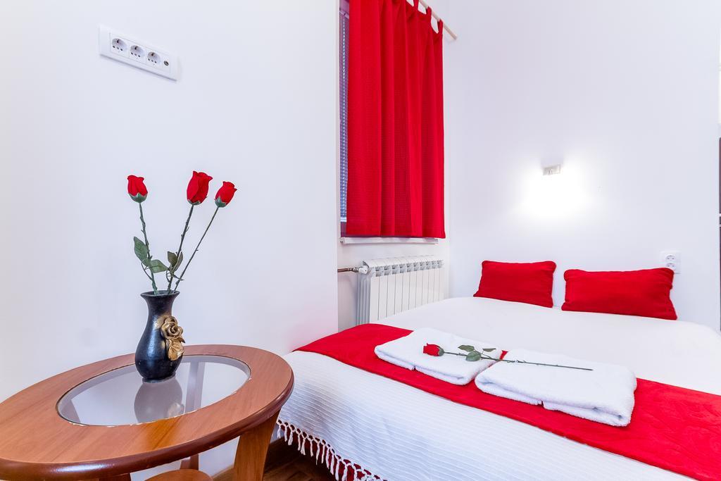 Studio Saint Sava Белград Номер фото